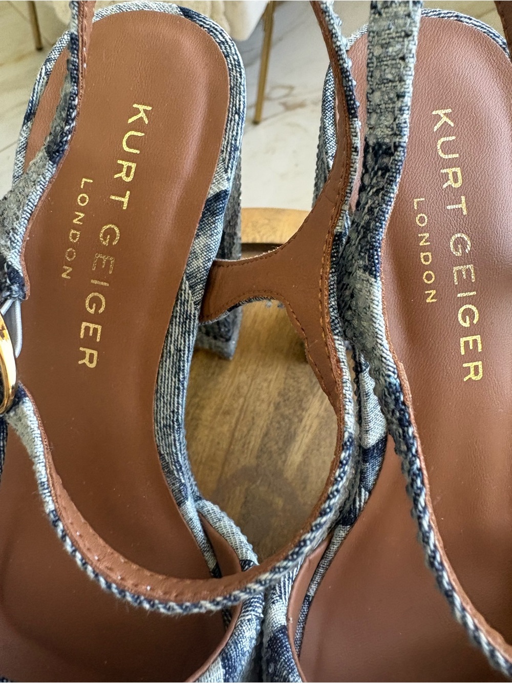 NEW Kurt Geiger Kensington Blue Denim Tall Platform Sandals Gold Bird shoes sz 8 - Picture 13 of 14